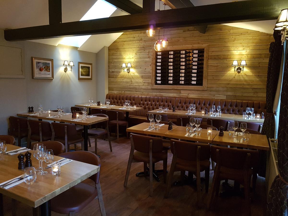 The Angel Inn Warminster Bagian luar foto