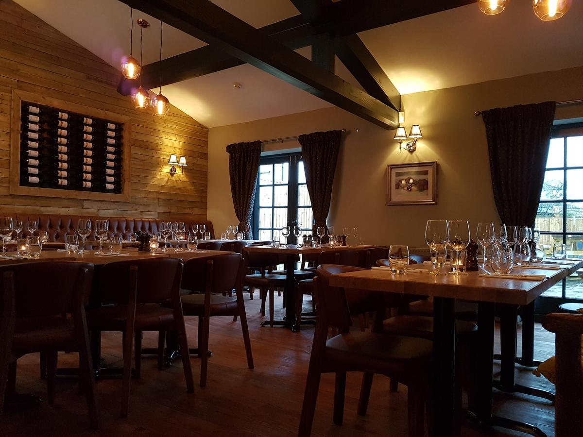 The Angel Inn Warminster Bagian luar foto